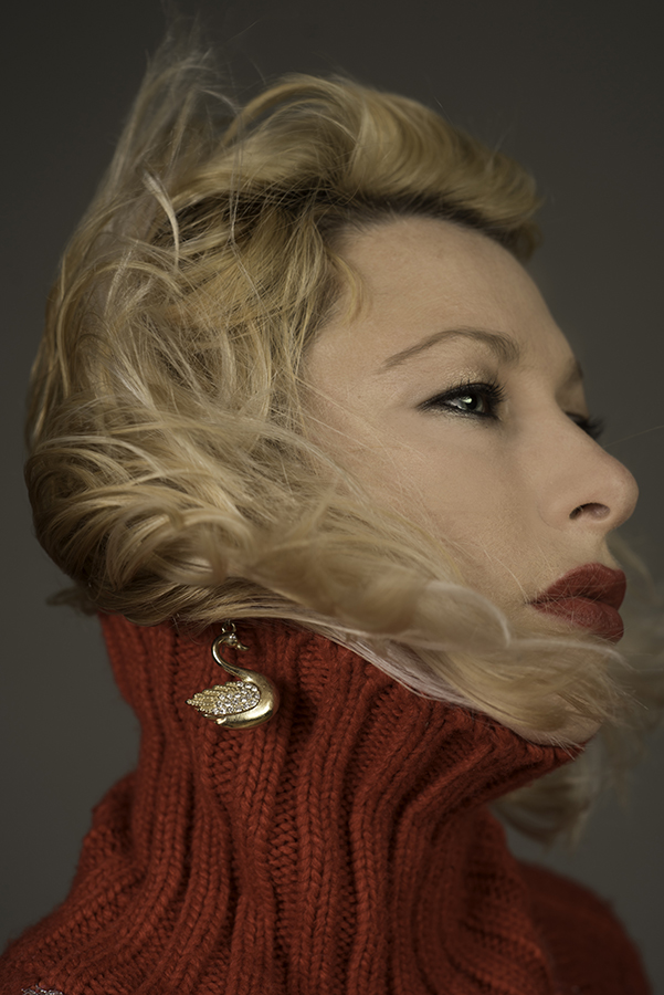 Don’t call her “Edgy”. Sierra Swan Interview The Show Last Night